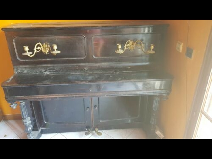 piano droit Aucher noir 