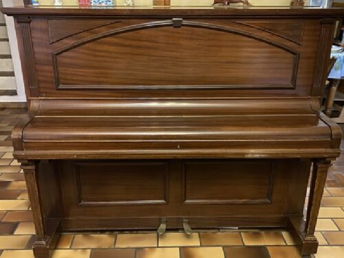vend piano droit George Rogers