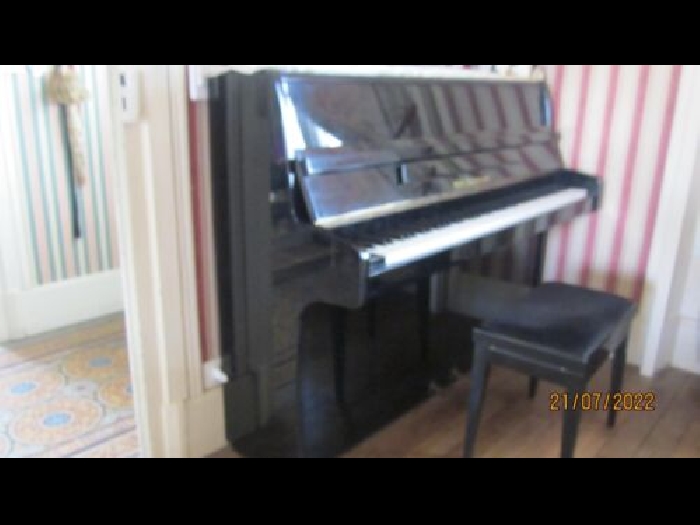 piano droit   Anneé 1993