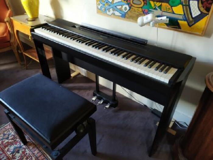 Piano numérique neuf Yamaha P515 B noir mat