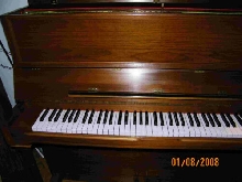 PIANO DROIT MARQUE SEILER FABRIQUE EN ALLEMAGNE