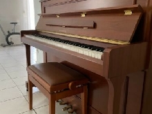 Piano Droit SAMICK JS 112 - Noyer