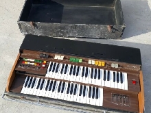 orgue synthétiseur vintage marque prestige keyboard
