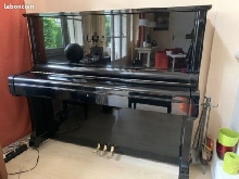 Piano droit de concert KAWAI KS-5F