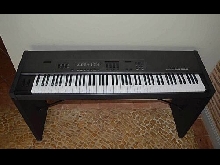 Piano KAWAI 8000 clavier maître MIDI 4 sorties 88 notes avec son stand ST-8000