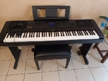 (cause décès)Grand piano synthé Yamaha avec siège piano et casque stéréo 